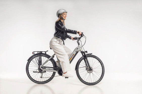 Bicicleta electrica Rideonic Trekking 1.0 500Wh US50 cm '23 argintie