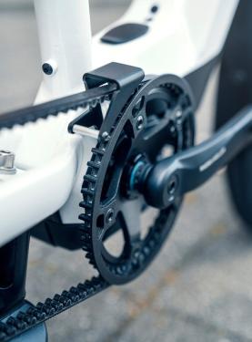 Bicicleta electrica RM Charger4 GT vario HE53 cm '23 neagra (750Wh, Kiox300, ABS, cu geanta de blocare, portbagaj fata)