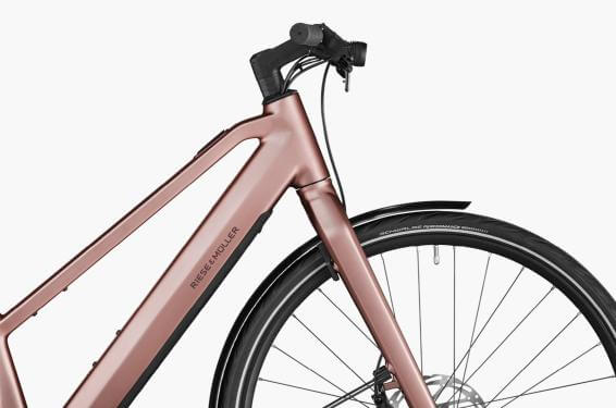 Bicicleta electrică roz RM UBN Seven silent TR51 cm '23 (430Wh, LEDHub, kit de suspensie)